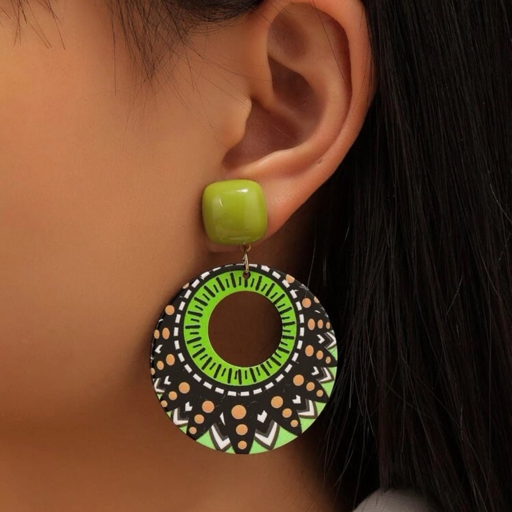 Round Hollow Out Drop Earrings
